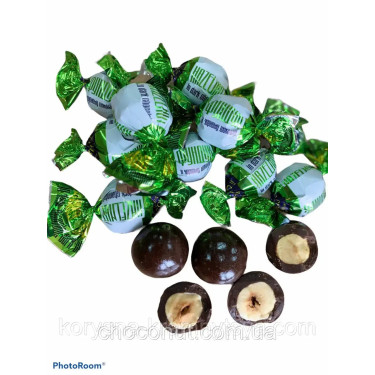 Драже "Choconut" Фундук в чорному шоколаді, 100 г, Україна